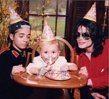 Michael+Jackson+Happy+Birthday.jpg